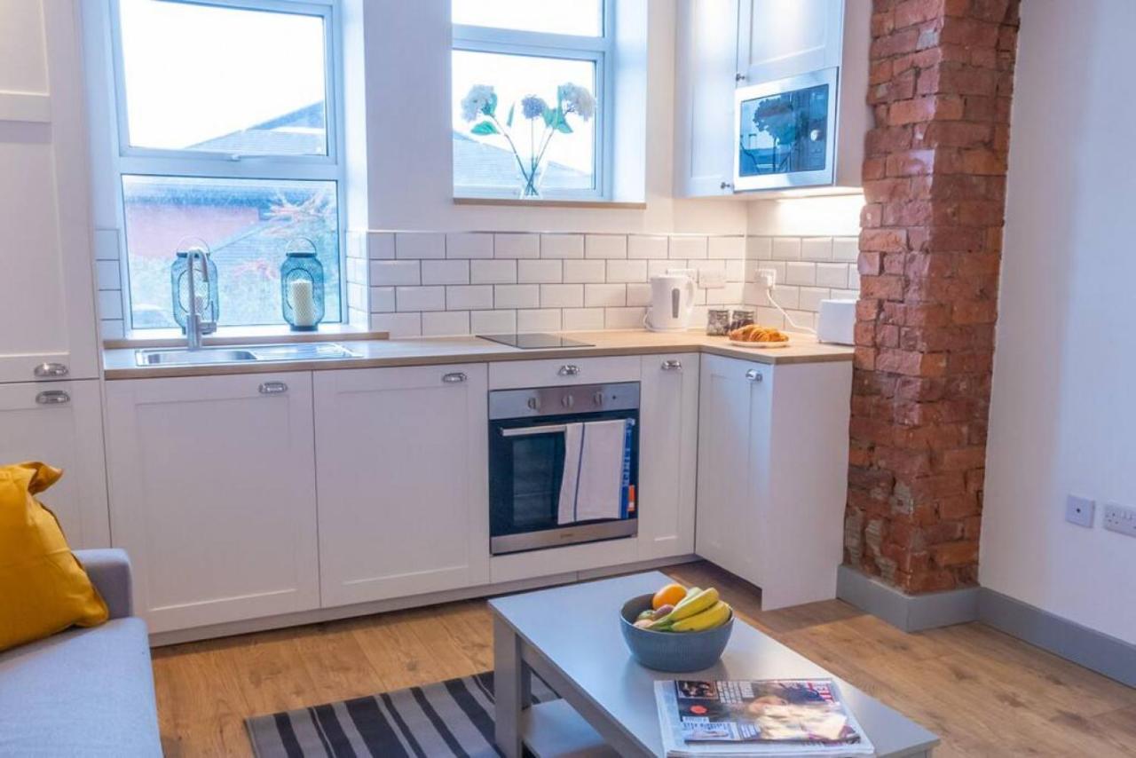 Pillo Rooms Serviced Apartments - Salford Manchester Exterior foto