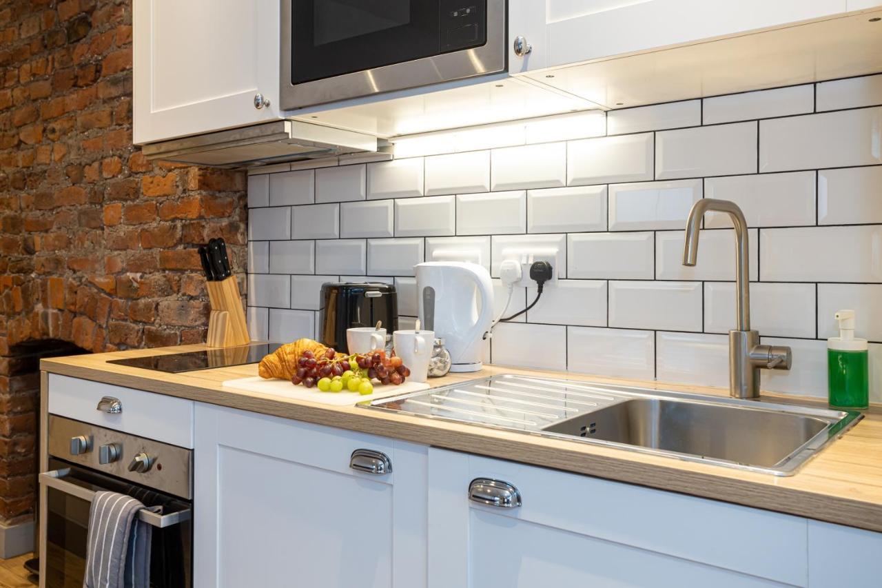 Pillo Rooms Serviced Apartments - Salford Manchester Exterior foto