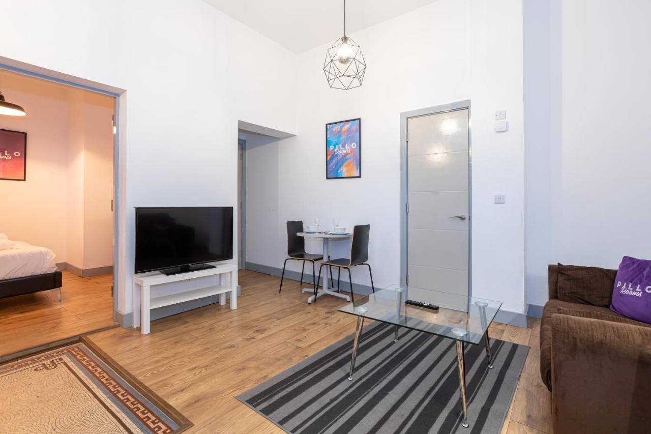 Pillo Rooms Serviced Apartments - Salford Manchester Exterior foto