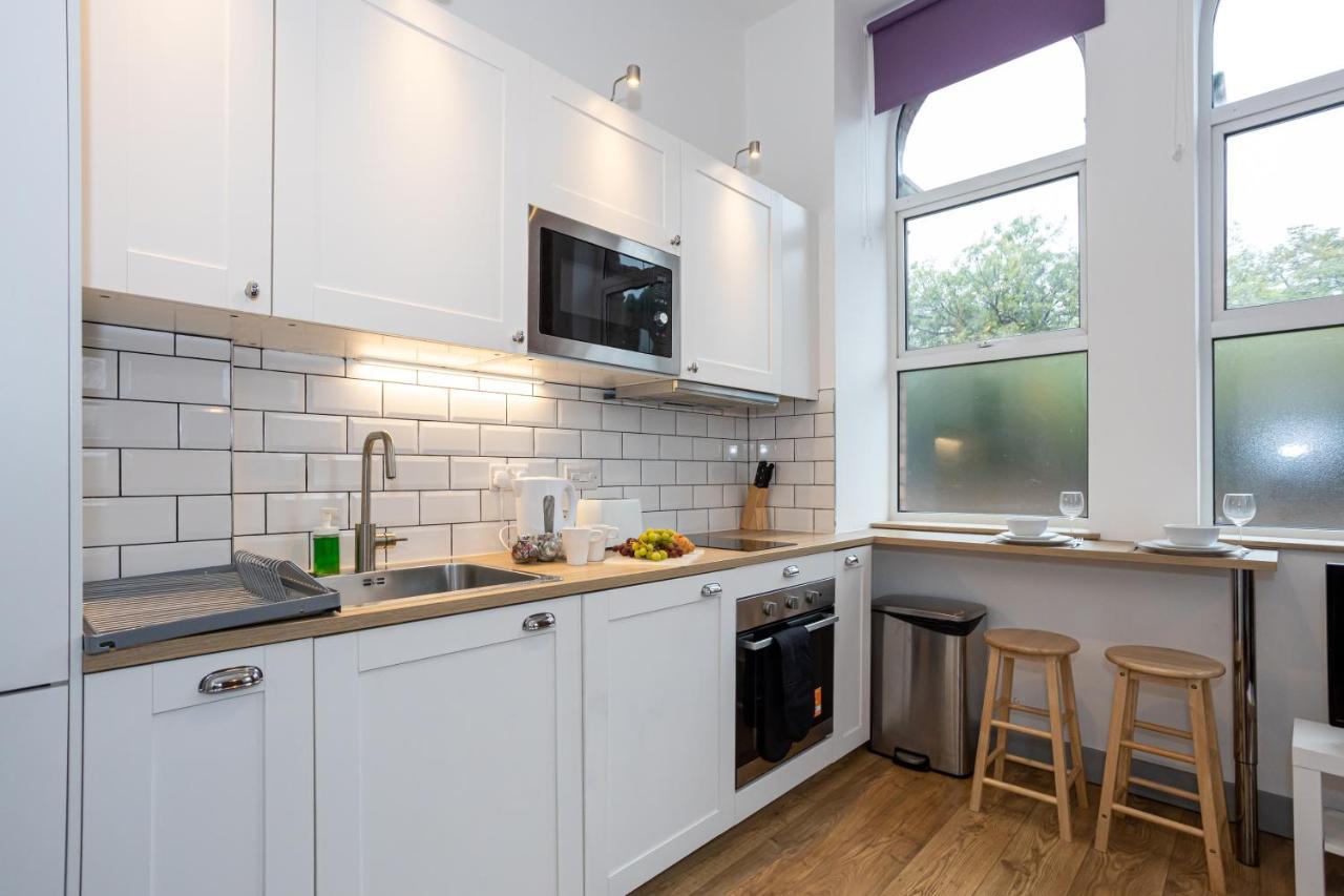 Pillo Rooms Serviced Apartments - Salford Manchester Exterior foto